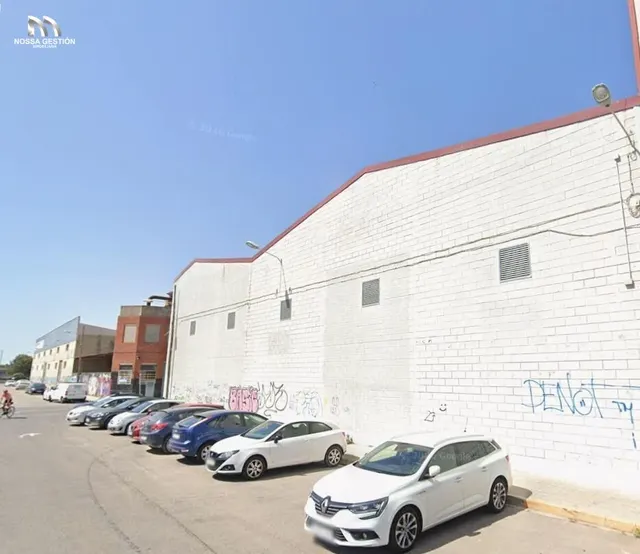 Oportunidad de inversión- nave industrial alquilada- Benetus - foto 2