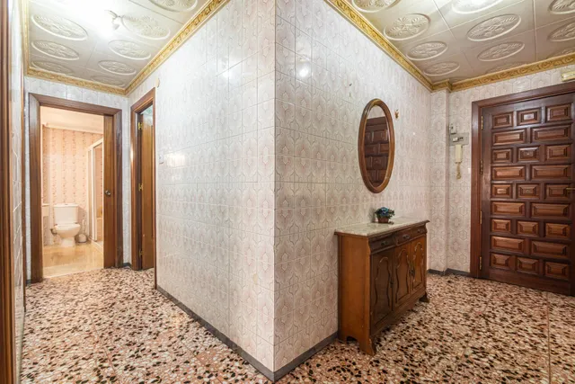 Piso de 4 habitaciones con ascensor en Altabix - Elche — 35