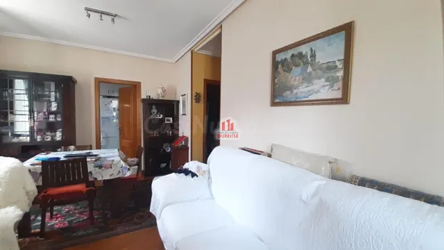 CASA COMPUESTA DE SÓTANO, BAJO Y DOS PLANTAS, EN LA ZONA DE  - foto 4