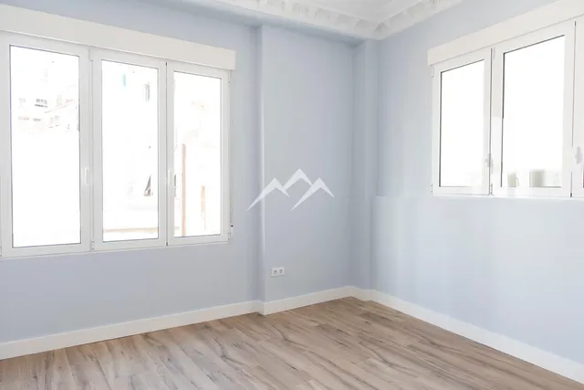 Piso de diseño en edificio señorial en el Soho de Valencia. — 19
