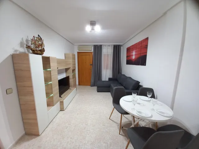 El bungalow con 2 dorm.  en zona Parque de las Naciones en Torrevieja — 8