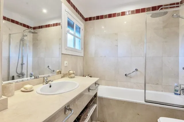 Pareado 3 habitaciones 238664m² en alquiler - Nueva Andalucia — 20