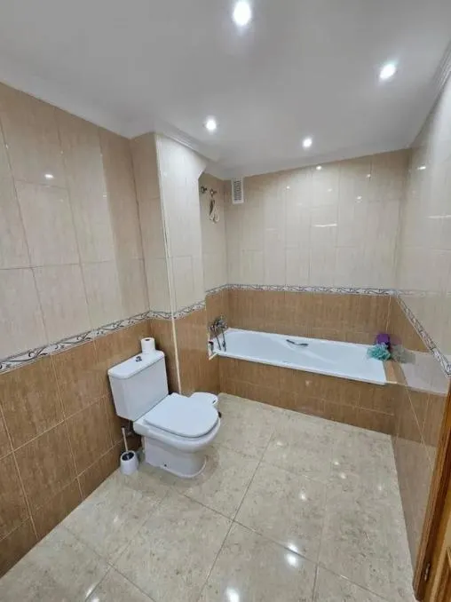 Bonito PISO en Juan XXIII ( Calle Alfaz del pi) Alicante — 25