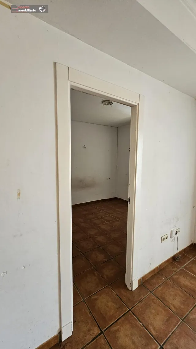 Amplio Piso en Mojácar con Potencial para Reformar - €199,000 — 24