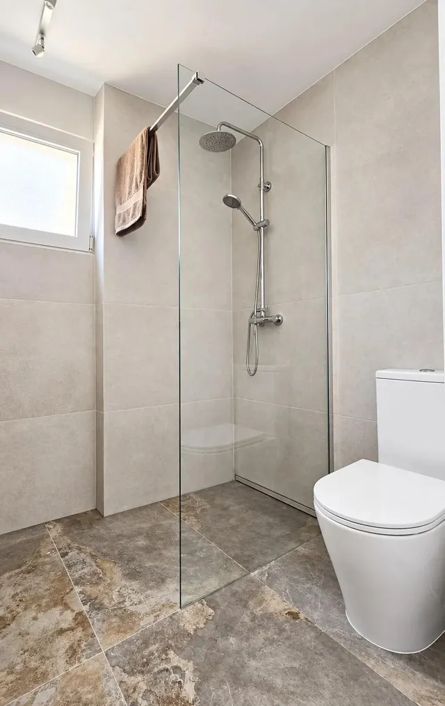 Apartamento totalmente reformado en urbanización con 2 piscinas, Aguas Nuevas, Torrevieja — 23