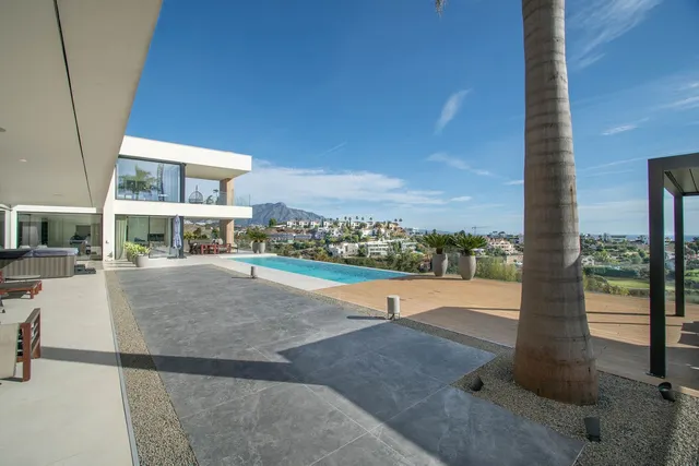 Chalet 5 habitaciones 616m² en venta - Costa del Sol — 31