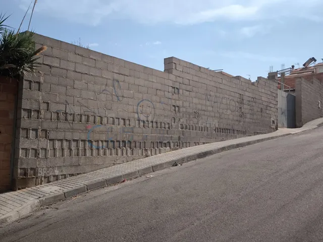 Oportunidad Única de Inversión: Excepcional Solar Urbano de  - foto 3