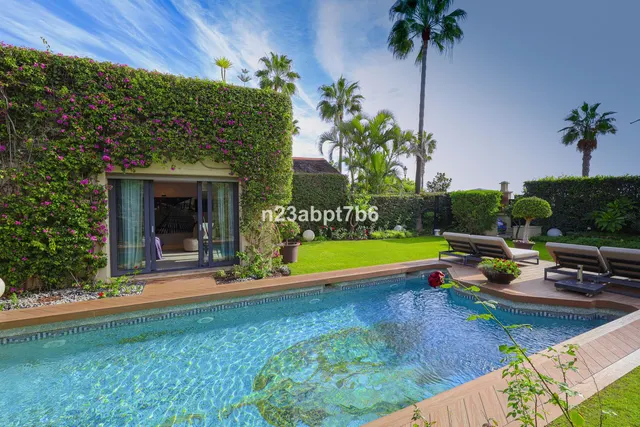 Chalet 4 habitaciones 338m² en venta - Marbella — 7