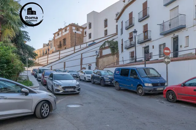 SEDUCTOR LOCAL ESQUINADO EN PLENO CENTRO DE GUADIX!!!!!!!!!!!!!!! — 28