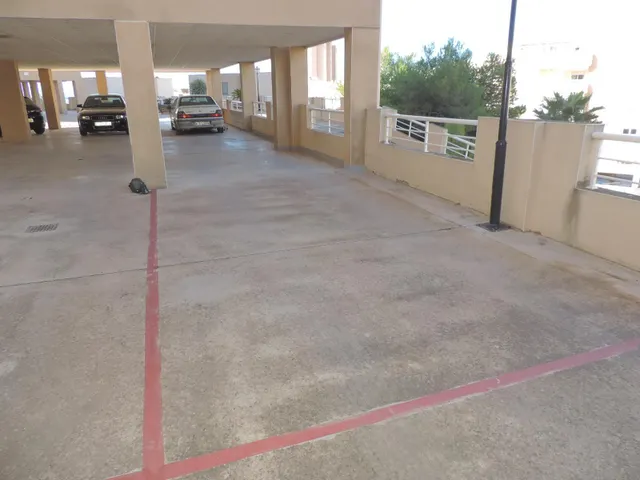 Parking en Altos del Mar — 3
