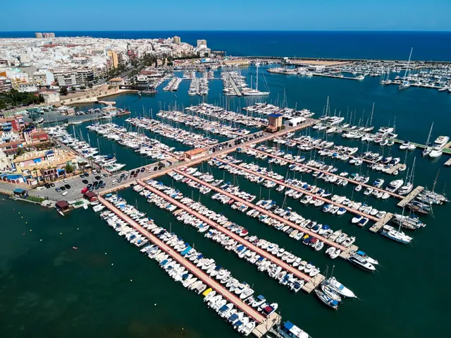 Centro de Torrevieja, apartamento reformado — 18