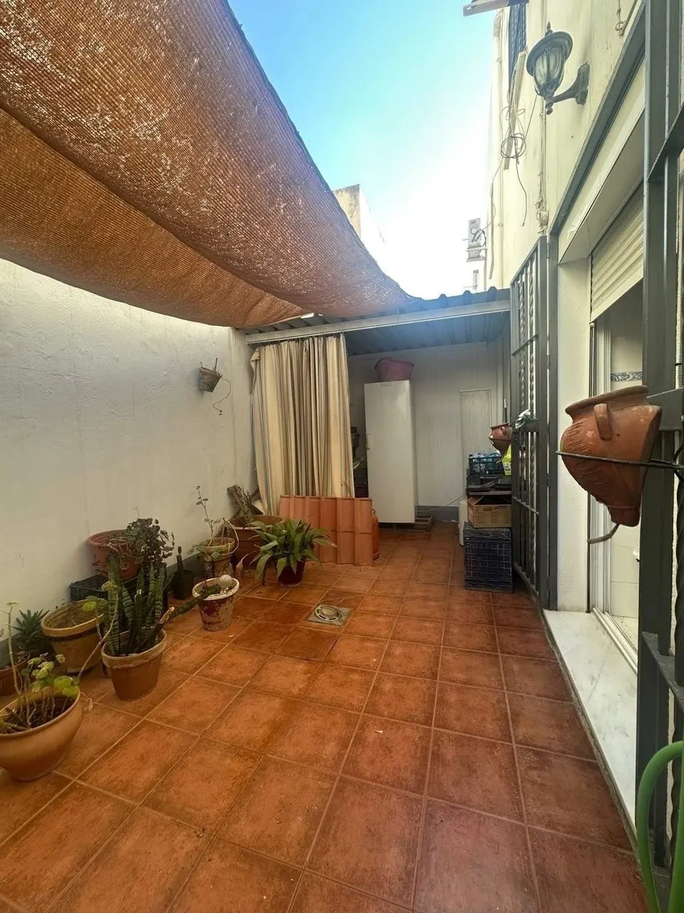 Casa adosada de 2 plantas + ático del 2001