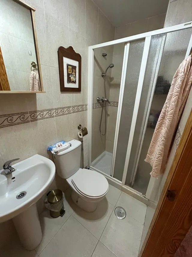 Exclusivo Piso en Puebla de Vícar con Vistas y Comodidades — 15