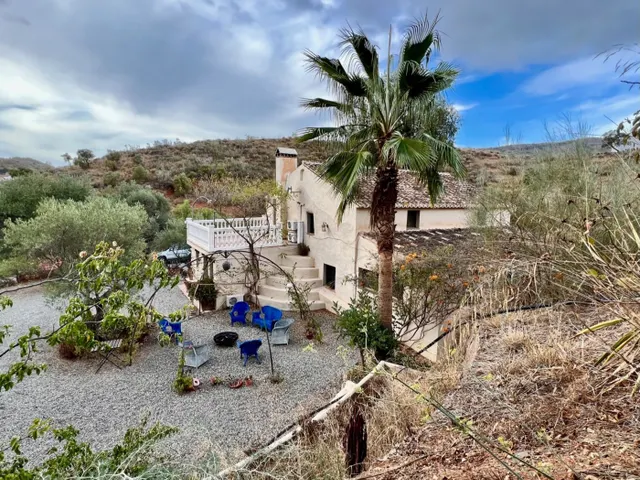 Autentico Cortijo reformado y ahora un exitoso centro de retiro — 2