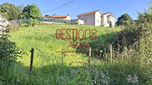TERRENO URBANO EN LLOREDA. SANTA MARÍA DE CAYON. — 10