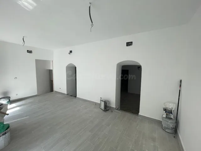 PISO SEMIREFORMADO IDEAL PARA INVERSIÓN EN ARROYO DE LA LUZ - foto 2