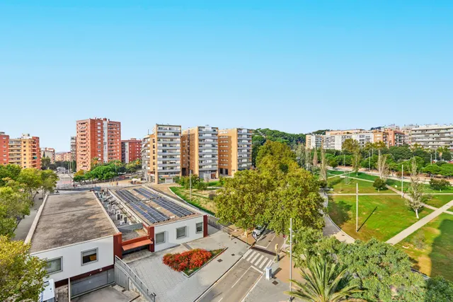 Excepcional piso muy alto con terraza y vistas al mar — 20