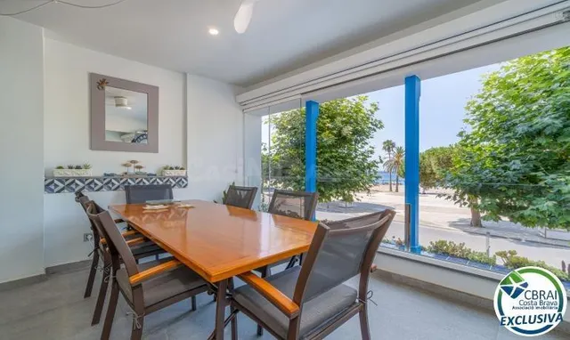 Magnífico Apartamento en Primera Línea de Mar - foto 2