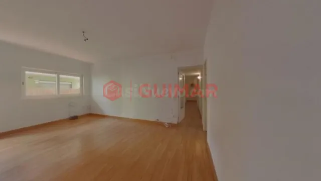 VENTA DE PISO OCUPADO PARA INVERSORES EN BARCELONA - La Font - foto 3
