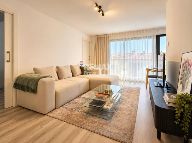 GIA46AC - Girona centro | Piso moderno en el centro de Girona con balcón, parking y trastero — 15
