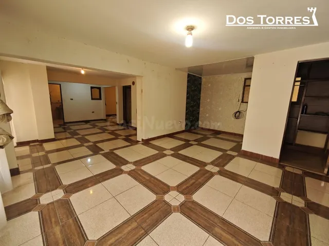 Casa 4 habitaciones 259m² en venta - Amancayas - foto 2