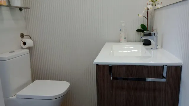 Reformado apartamento en zona Avenida Mediterránea a pocos minutos andando hasta playa Levante. — 26