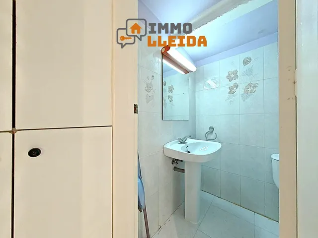 OPORTUNIDAD Local comercial en Balaguer — 10