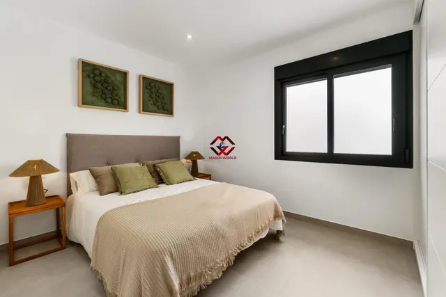 Se vende villa independiente con piscina, solárium y cocina de verano — 19