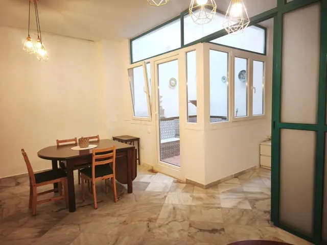 Estupendo piso en alquiler en El Arenal Sevillano con patio y garaje!! — 3