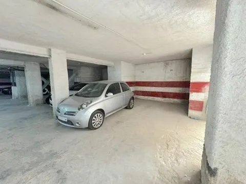 GARAJE EN LA COLMENA (CERCA DE RENFE) — 2
