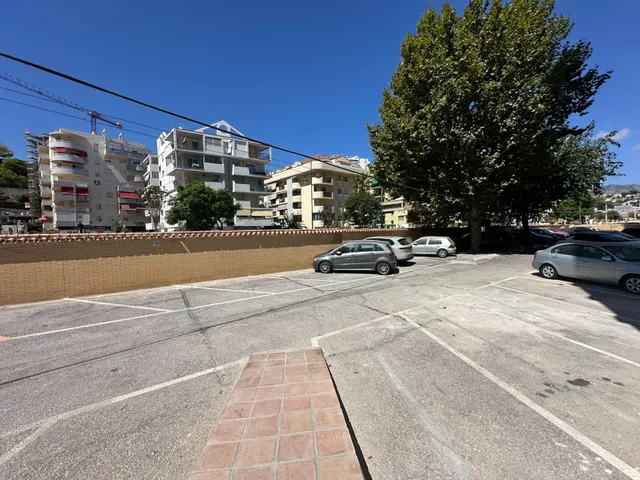 1ª Línea Playa Fuengirola - Super Atico 2 Dormitorios, Vistas al mar y Piscina, Gran Terraza, Sauna — 36