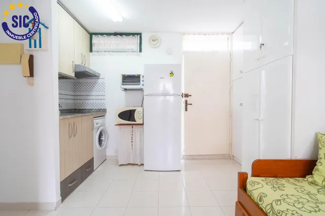 Coqueto apartamento lateral en primera línea en Playa Morro de Gos — 15