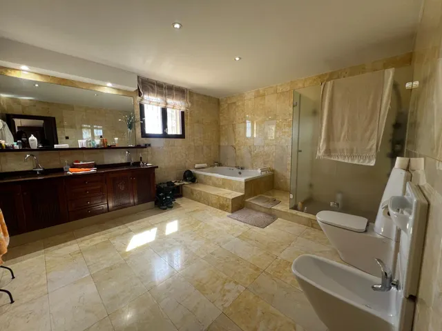 Se vende finca con increíble chalet en La Manga Club — 21