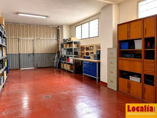 Amplio y versátil local en venta en Santander - foto 3