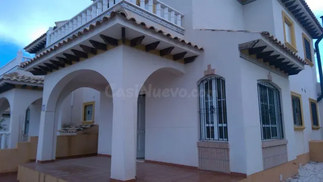 Preciosa esquina en La Zenia - foto 2