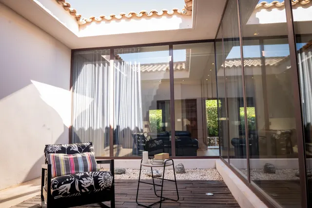 Exclusiva casa de lujo con piscina privada en un entorno tranquilo y selecto — 49