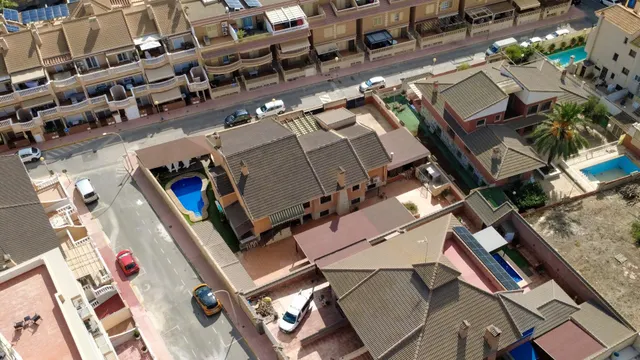 OPORTUNIDAD PATRIMONIAL ÚNICA EN PRIMERA LÍNEA DE GUARDAMAR DEL SEGURA — 32