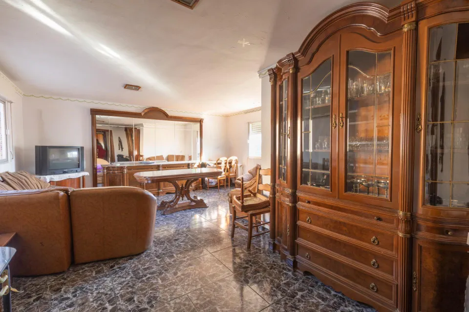 ✨ ¡NUEVA OPORTUNIDAD CON VISTAS INCREÍBLES A GRANADA! ✨
