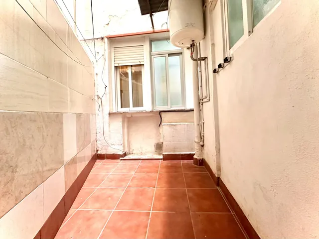 Piso en venta en Avenida Dilar — 13