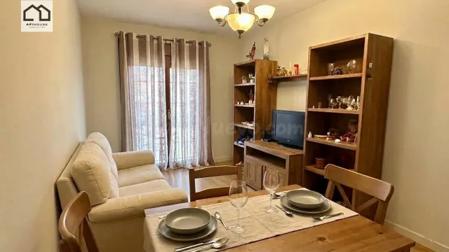 Apihouse vende acogedor piso en el centro de Santa Olalla de