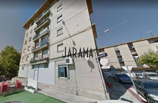 PLAZA DE GARAJE EN EL BARRIO DE LOURDES - foto 2