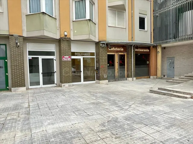Local comercial 108m² en venta - Santa cruz de bezana - foto 3
