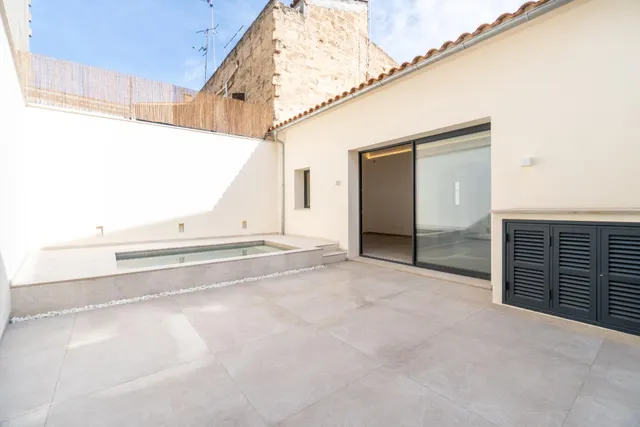 Casa reformada con piscina y garaje en Manacor — 10