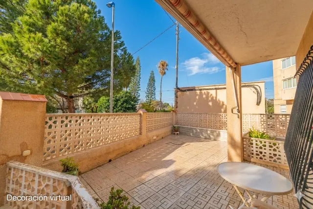 Amplio Chalet independiente en Santiago de la Ribera por €285,000 — 28