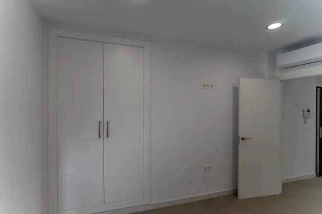 Apartamento en zona céntrica con plaza de parking y amplia terraza — 9
