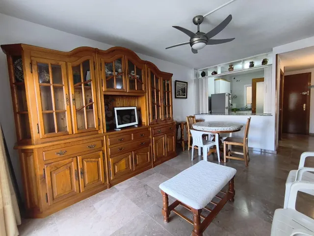 Apartamento con terraza a 500 m de la playa de Salou - foto 4