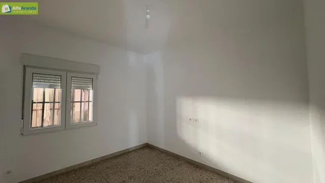 Casa chalet reformada en alquiler 4 dormitorios — 12