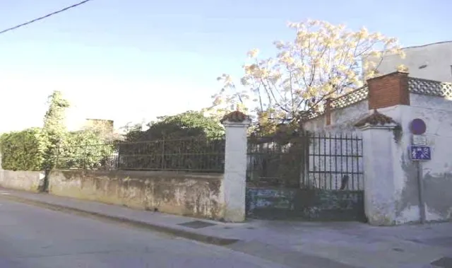 Gran casa sin posesión en St Pere Molanta. — 2