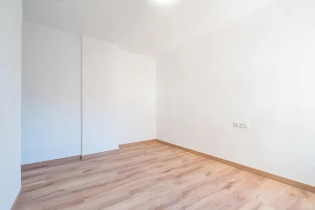 GRAN PISO EN VENTA REFORMADO — 42