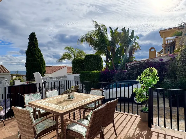 Chalet 4 habitaciones 243m² en venta - Costa del Sol — 6